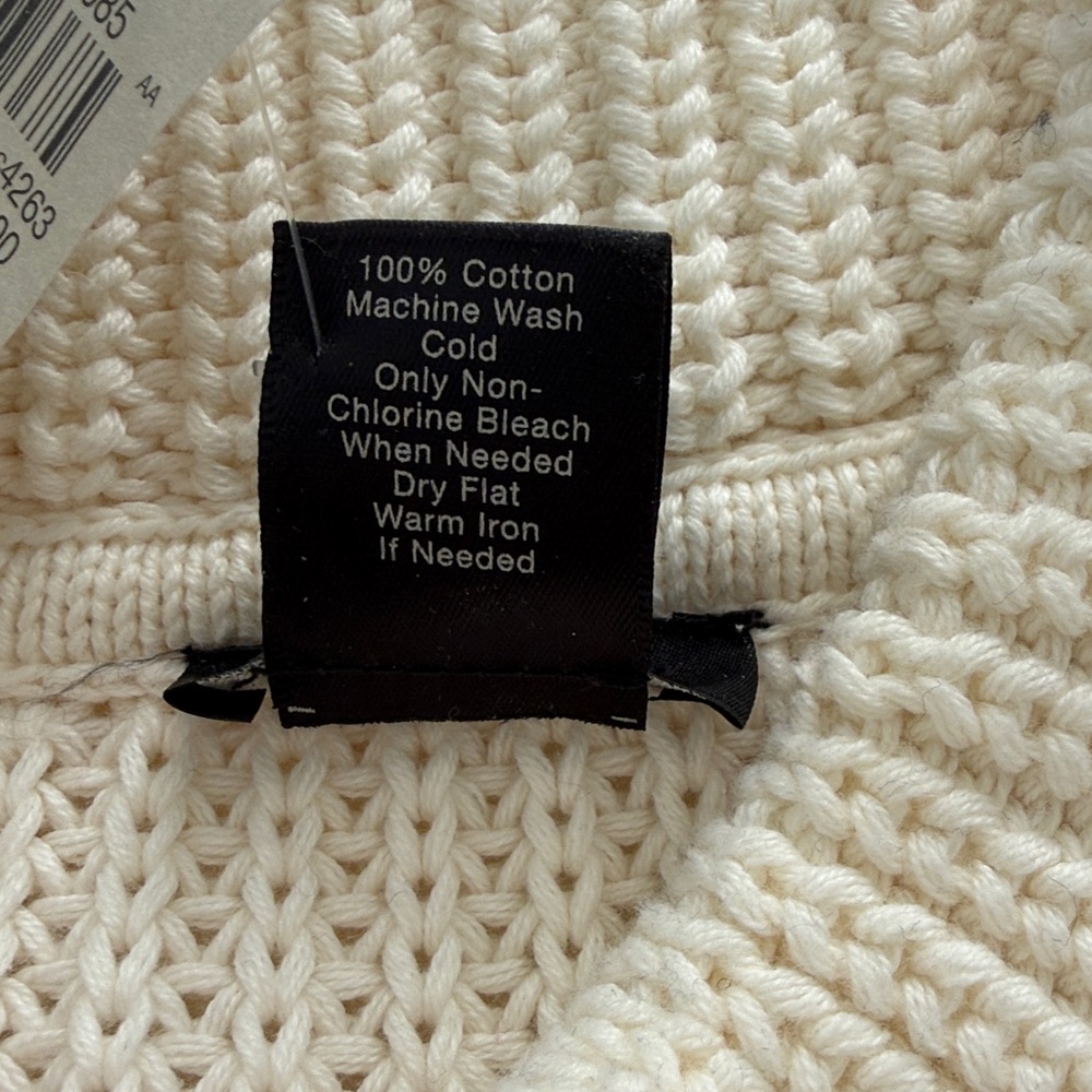 Ann Taylor Factory Women's Cream Zipper Sweater - XL
NWT - Picture 4 of 4